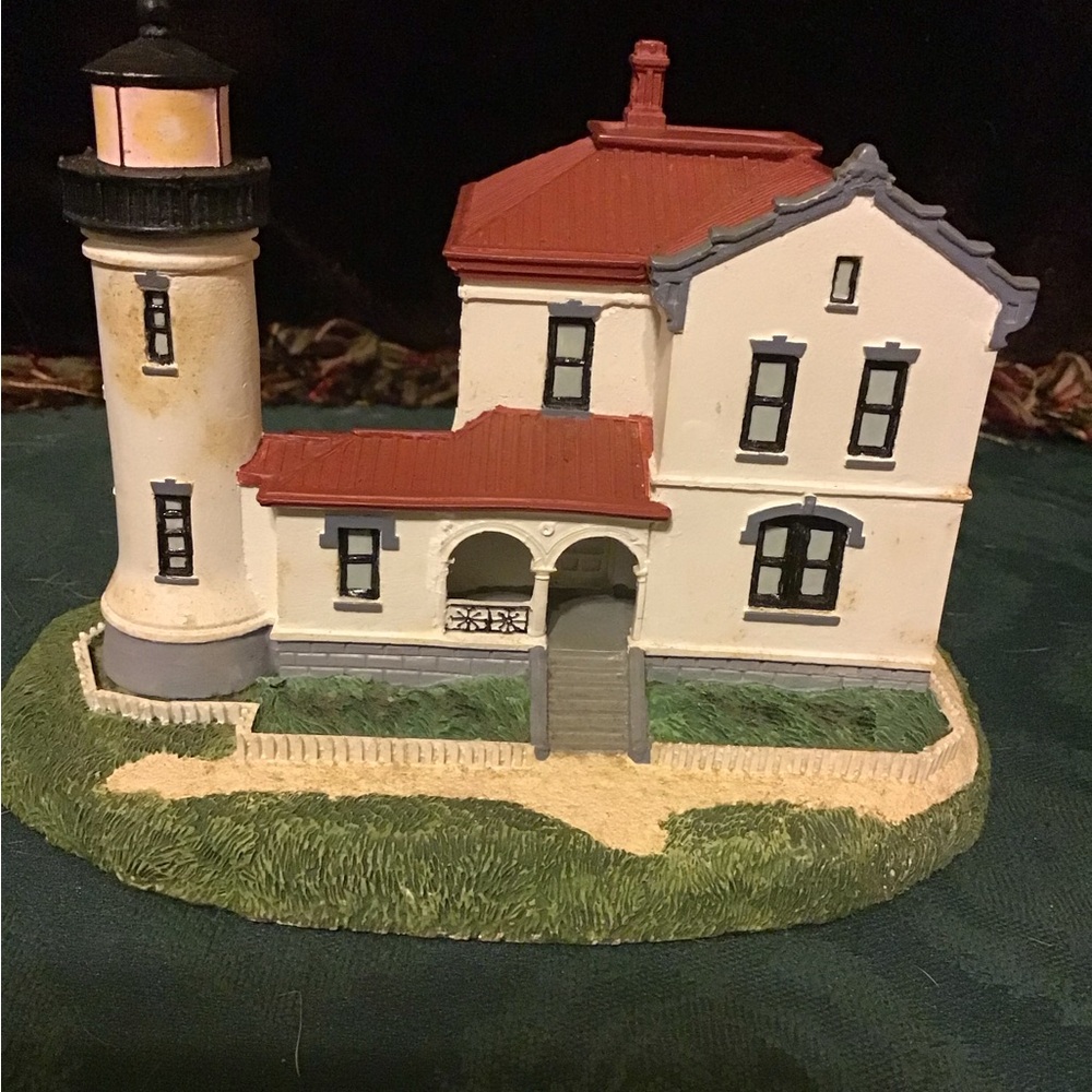 DANBURY MINT ADMIRALTY HEAD LIGHTHOUSE VINTAGE 1992 GUC
